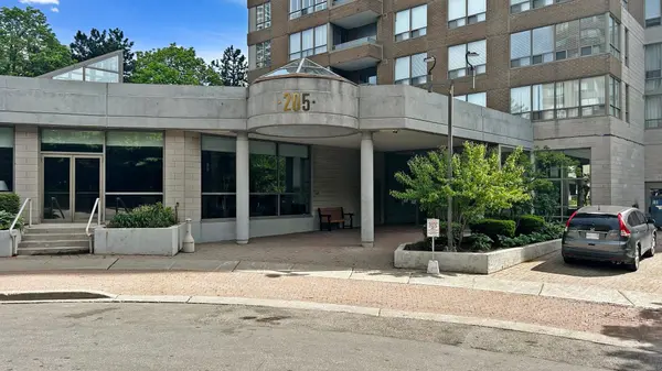 205 Wynford DR #1706, Toronto C11, ON M3C 3P4