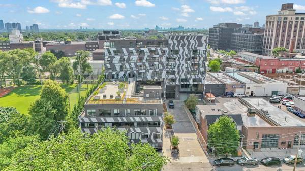 138 Saint Helens AVE #606, Toronto C01, ON M6H 0B8
