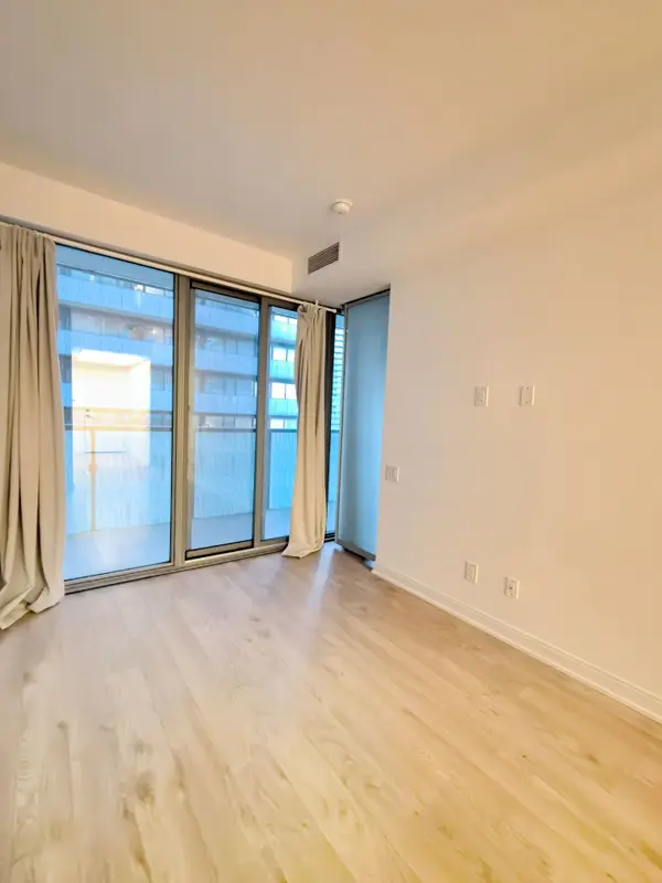 50 Charles ST E #2607, Toronto C08, ON M4Y 0C3