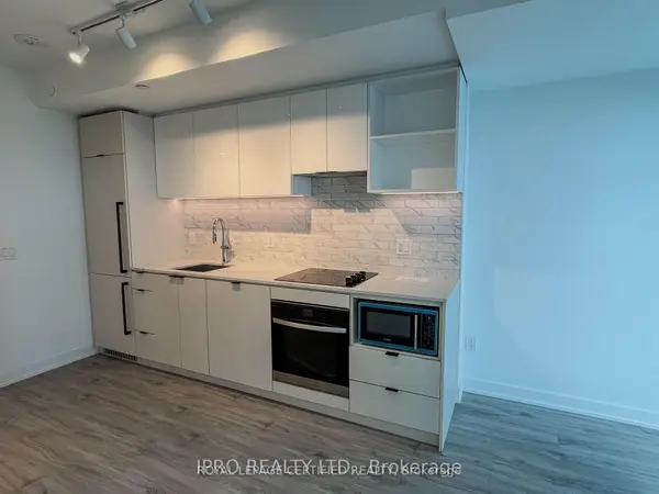 252 Church ST #4709, Toronto C08, ON M5B 1Z2