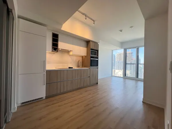 319 Jarvis ST #2707, Toronto C08, ON M5B 0C8
