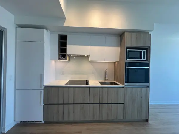 319 Jarvis ST #2707, Toronto C08, ON M5B 0C8