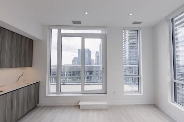 15 Richardson ST #2116, Toronto C08, ON M5A 0Y5