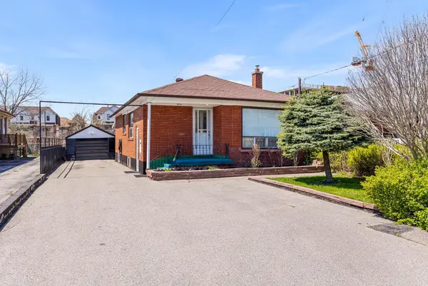 102 Cleta DR, Toronto E04, ON M1K 3G7