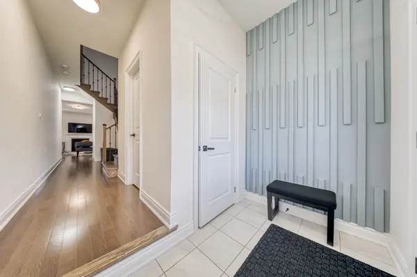 1223 Plymouth DR, Oshawa, ON L1L 0T4