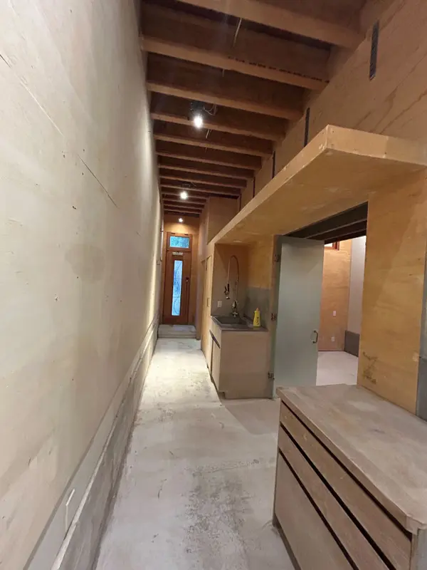 303 Coxwell AVE, Toronto E02, ON M4L 3B5