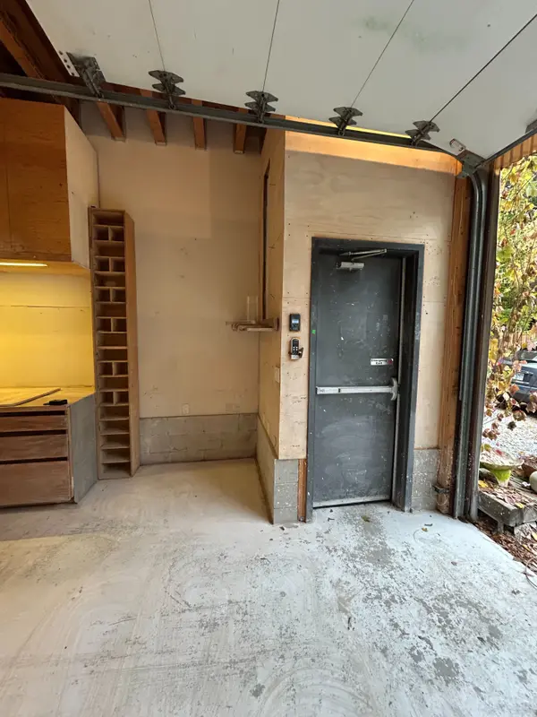 303 Coxwell AVE, Toronto E02, ON M4L 3B5