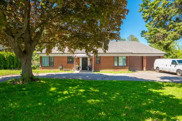 2934 Weston RD, Toronto W05, ON M9M 2S7