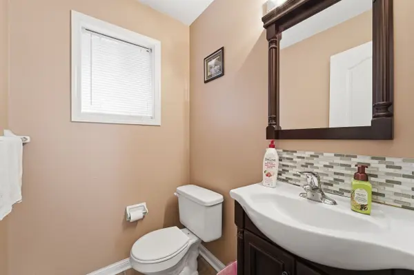 83 Headwater RD, Caledon, ON L7E 2W4