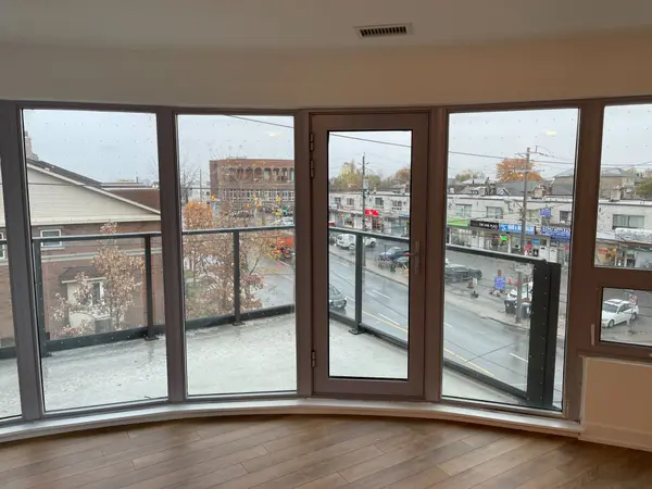 2433 Dufferin ST S #507, Toronto W04, ON M6E 0B4