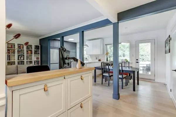 5322 Windermere DR, Burlington, ON L7L 3M1