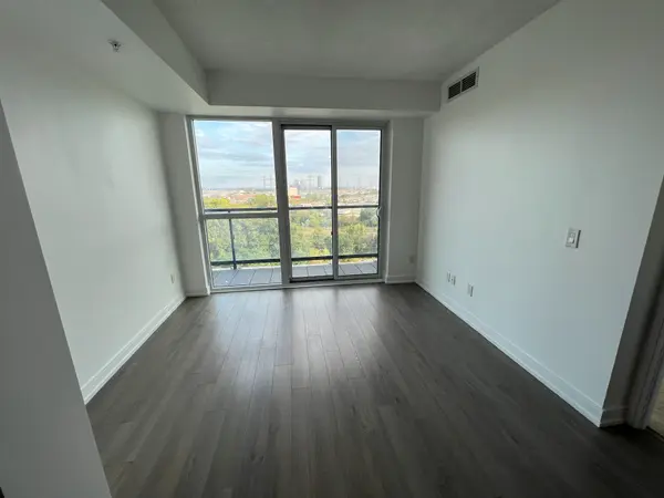 20 Thomas Riley RD #608, Toronto W08, ON M9B 0C3