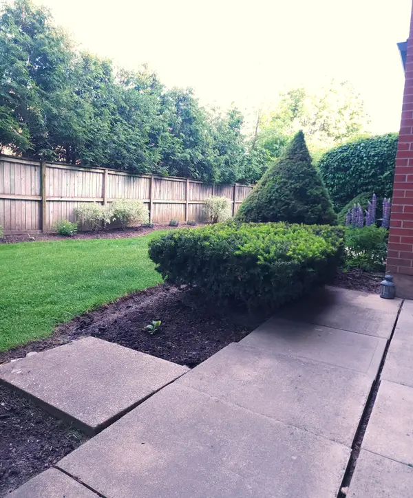1450 Glen Abbey Gate #913, Oakville, ON L6M 2V7