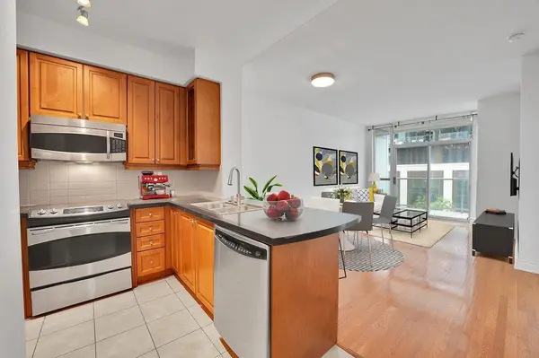 1910 Lake Shore BLVD W #903, Toronto W01, ON M6S 1A5