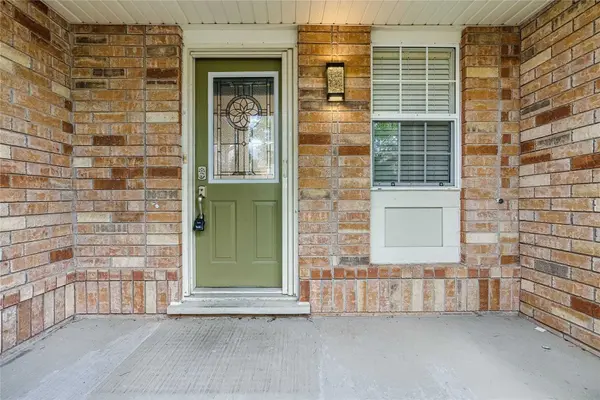 759 Edwards AVE, Milton, ON L9T 6B3