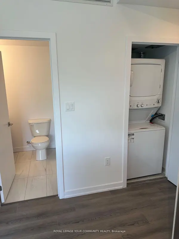 2433 Dufferin ST #313, Toronto W04, ON M6E 0B4