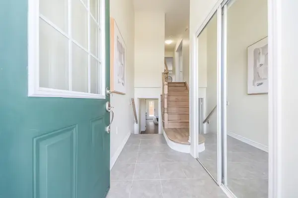 39 Baycliffe CRES, Brampton, ON L7A 0S5