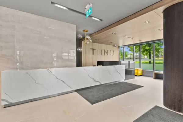 21 Park ST E #717, Mississauga, ON L5G 1L7