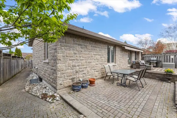 272 4th Street CRES, Hanover, ON N4N 3S9