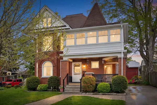 150 Walker ST, Cambridge, ON N3C 2C2