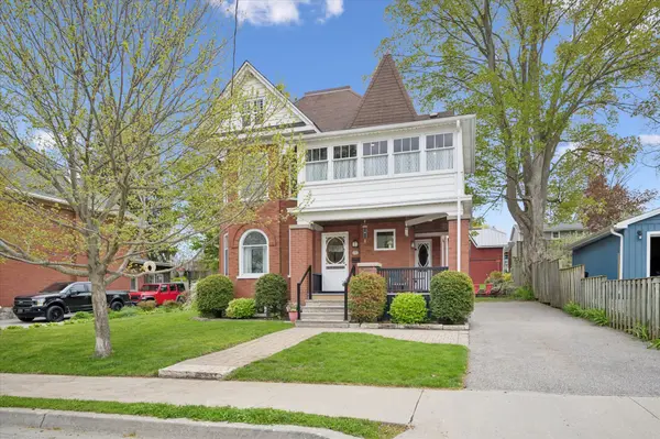 150 Walker ST, Cambridge, ON N3C 2C2