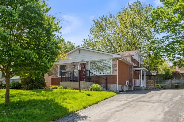 255 Delta PL, London South, ON N6J 3N1