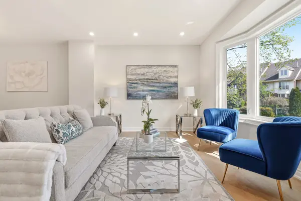 14 Harbour DR, Hamilton, ON L8E 4Z5