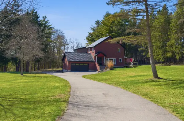 25 Hammond RD, Brant, ON N3T 5L4