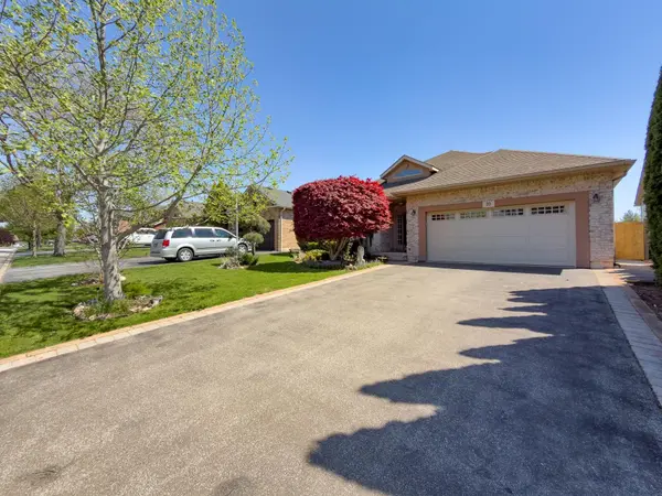 32 Michaela CRES, Pelham, ON L0S 1E4