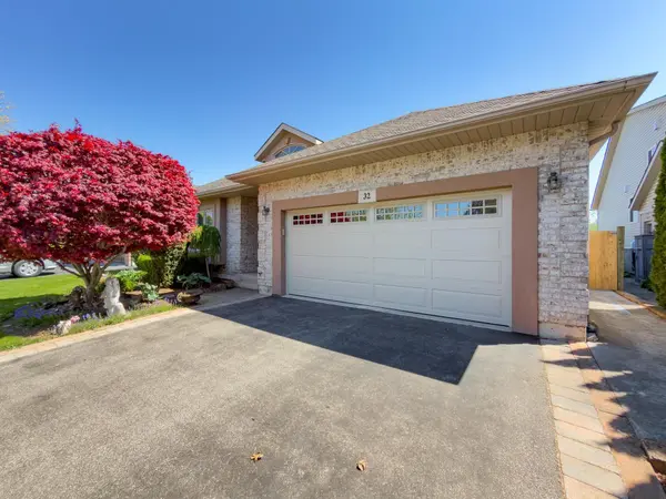 32 Michaela CRES, Pelham, ON L0S 1E4