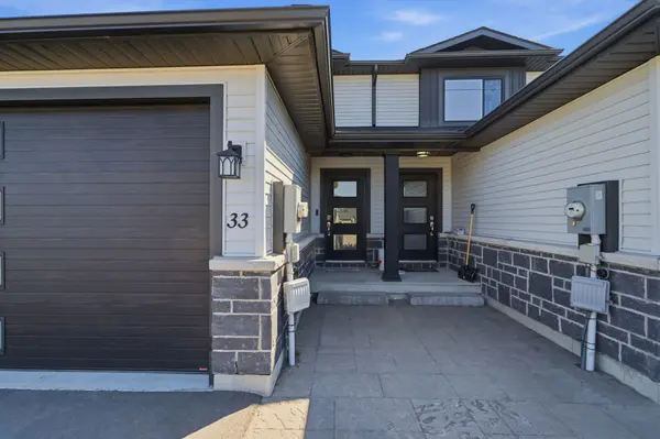 33 Dewal PL, Belleville, ON K8P 0H3