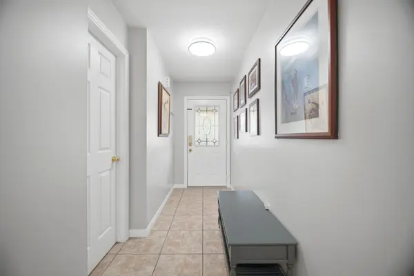 26 Edna AVE, Hamilton, ON L0R 1P0