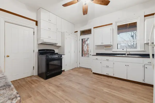 19 Adam ST, Huron East, ON N0K 1W0