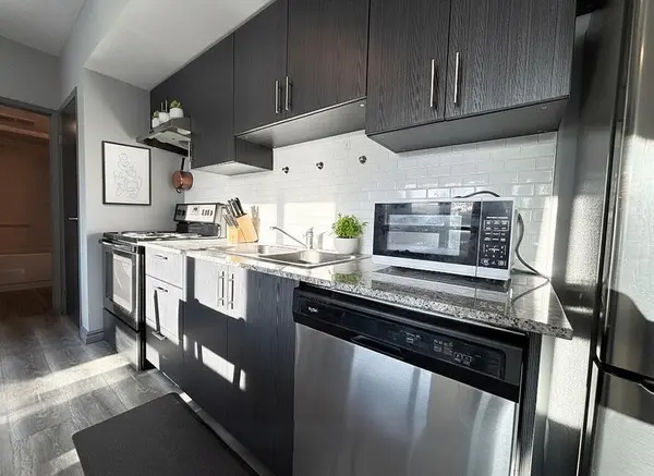 275 Larch ST #F504, Waterloo, ON N2L 3R2