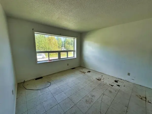 29 Parkway Place, Terrace Bay, ON P0T 2W0