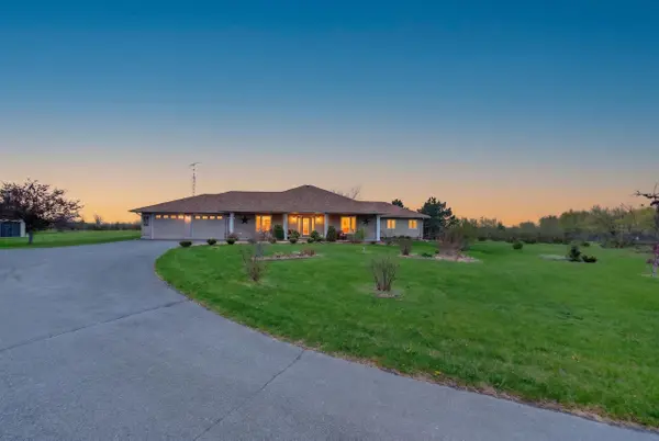 160 Mckinley Crossroad Cross, Prince Edward County, ON K0K 2T0