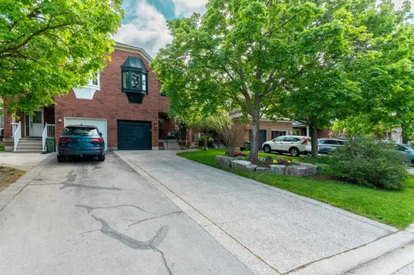 46 Harnesworth CRES, Hamilton, ON L0R 2H6