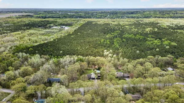 285 Fireside DR, Constance Bay - Dunrobin - Kilmaurs - Woodlawn, ON K0A 3M0