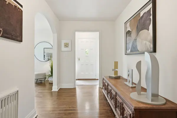 326 Old Brock RD, Hamilton, ON L9H 5H6