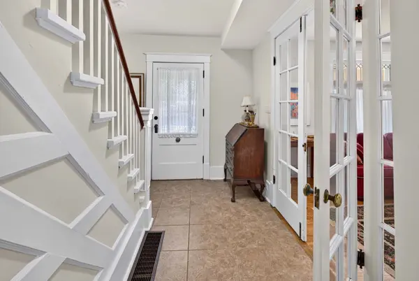 166 Alma AVE, Greater Napanee, ON K7R 1T8