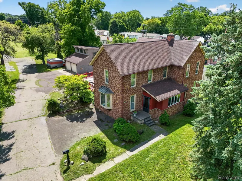 1684 Baldwin AVE, Pontiac, MI 48340