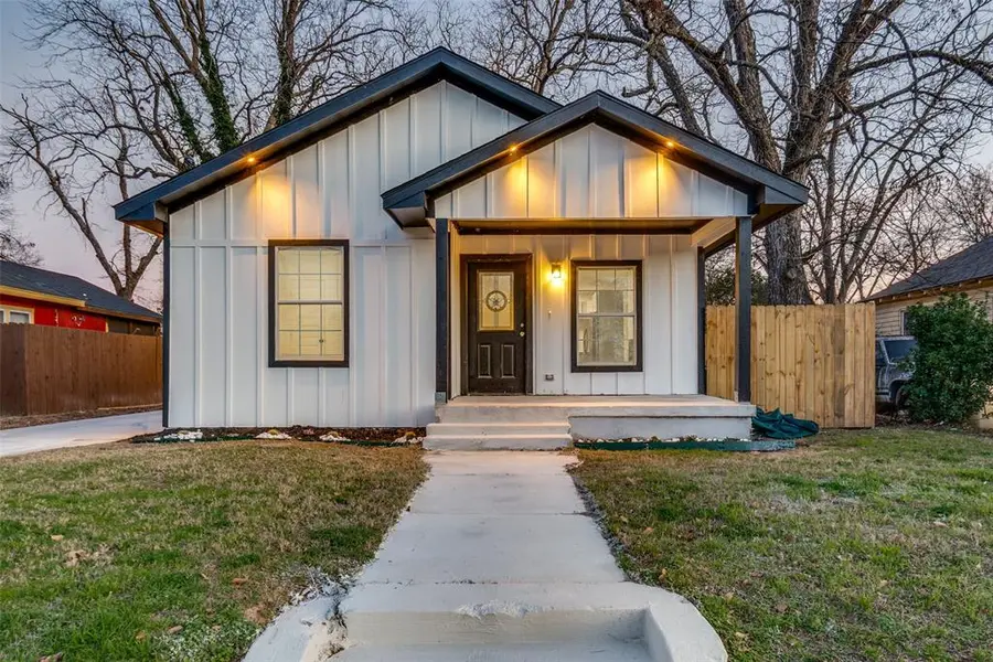 3242 Pine Street, Dallas, TX 75215
