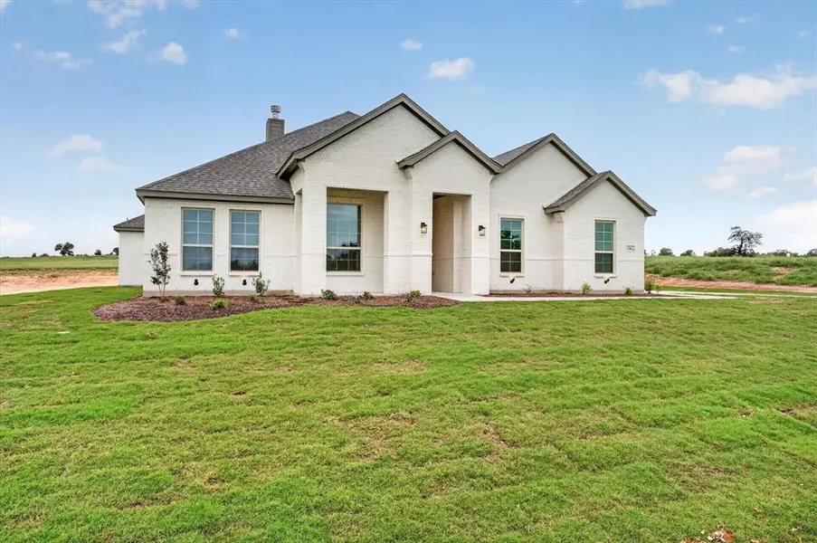504 Clifton Court, Springtown, TX 76082