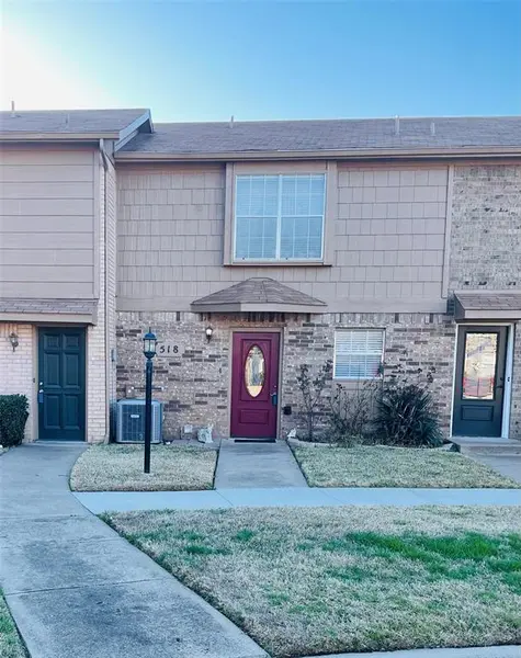 518 Pecan Acres Court, Arlington, TX 76013