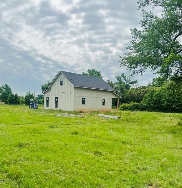 165 VZ County Road 4108, Canton, TX 75103