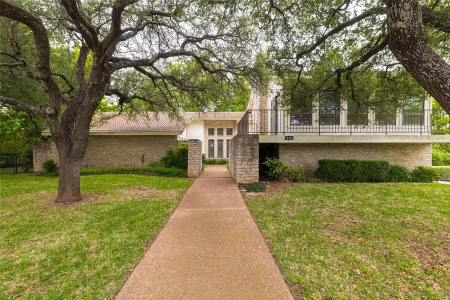 619 Baylor Street, Weatherford, TX 76086