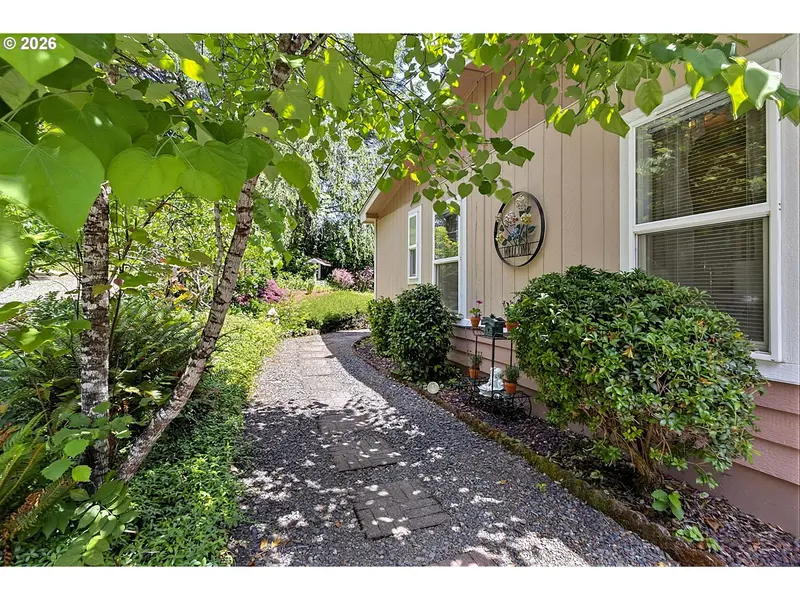 94998 SPRING VALLEY LN, Marcola, OR 97454