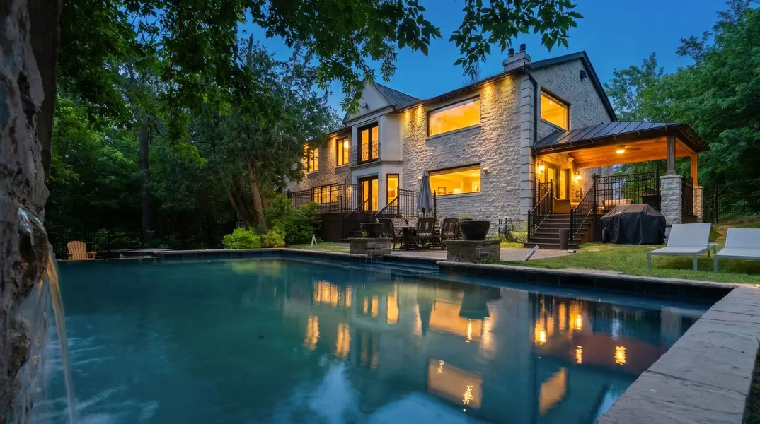 43 Woodland Acres CRES, Vaughan, ON L6A 1G1