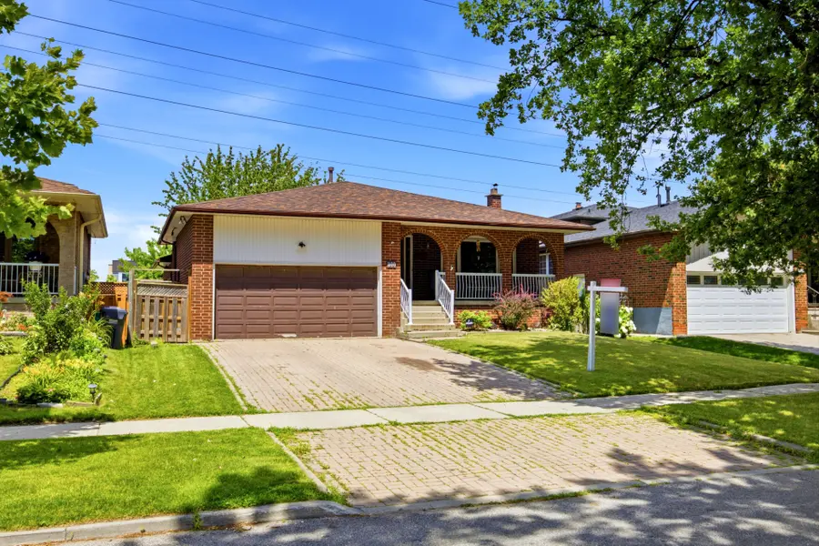 1199 Melton DR, Mississauga, ON L4Y 4A9