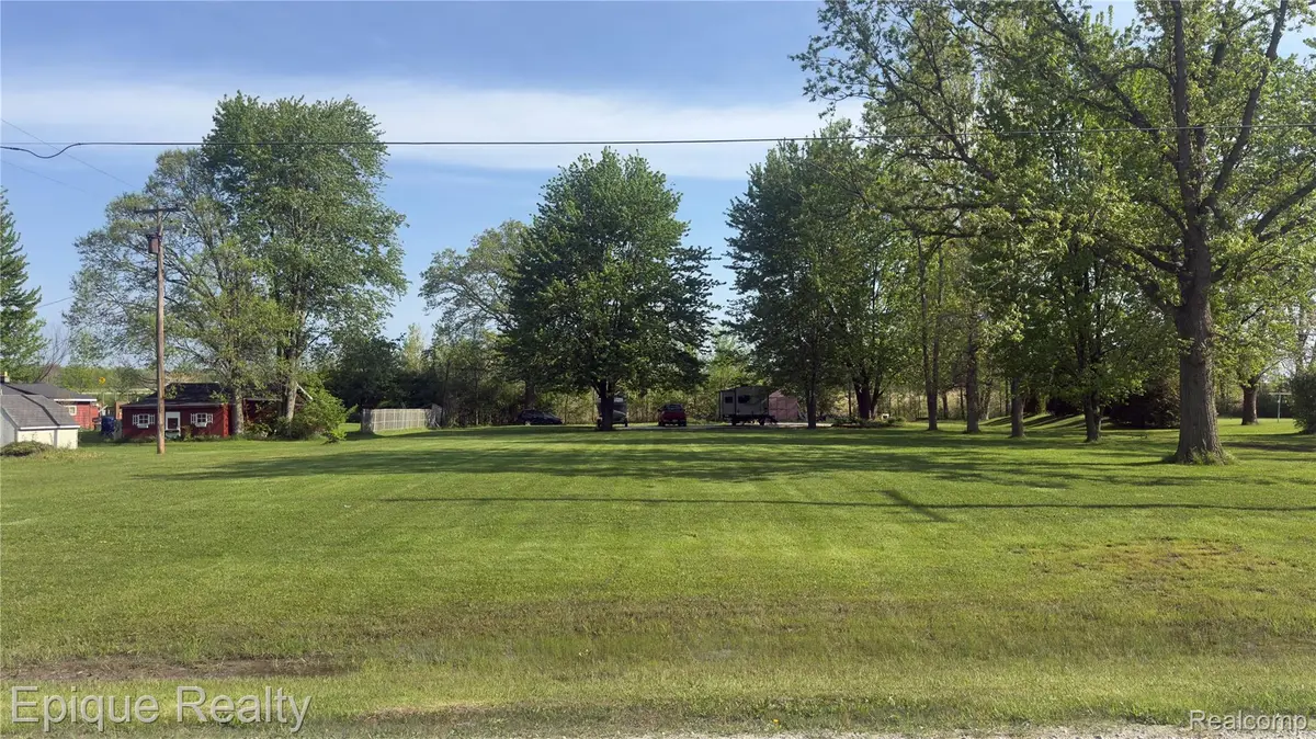 4612 16th ST, St. Clair, MI 48079